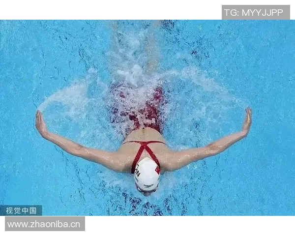 蝶泳技巧全面解析 提升速度与技巧的训练方法与心得